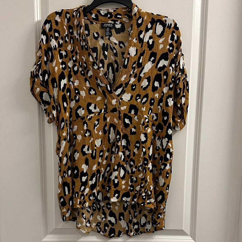 Jones New York Animal Print Blouse